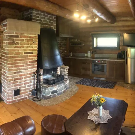 Emajoe Puhkemaja Holiday home Sarakuste